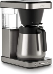 8 cup coffee maker makes brewing coffee easy peasy